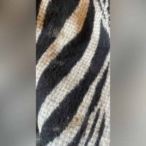 Vintage Valentino Boutique zebra stripe jacket - Picture 6 of 7